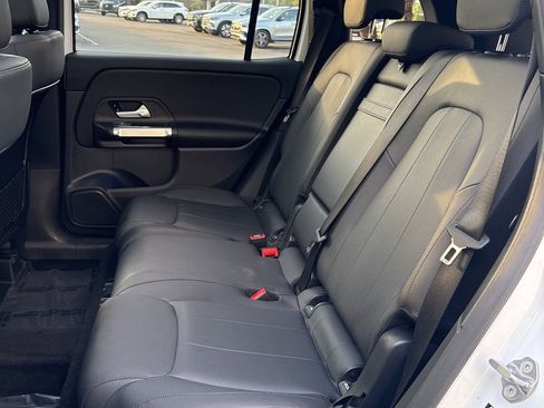 Certified 2023 Mercedes-Benz GLB 250 image 9