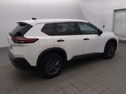 Used 2023 Nissan Rogue S FWD image 10