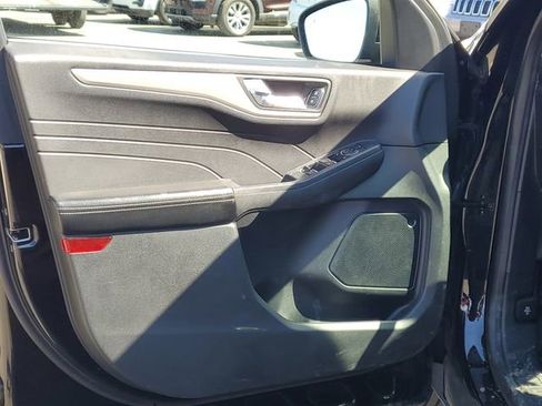 Used 2021 Ford Escape SEL FWD image 10