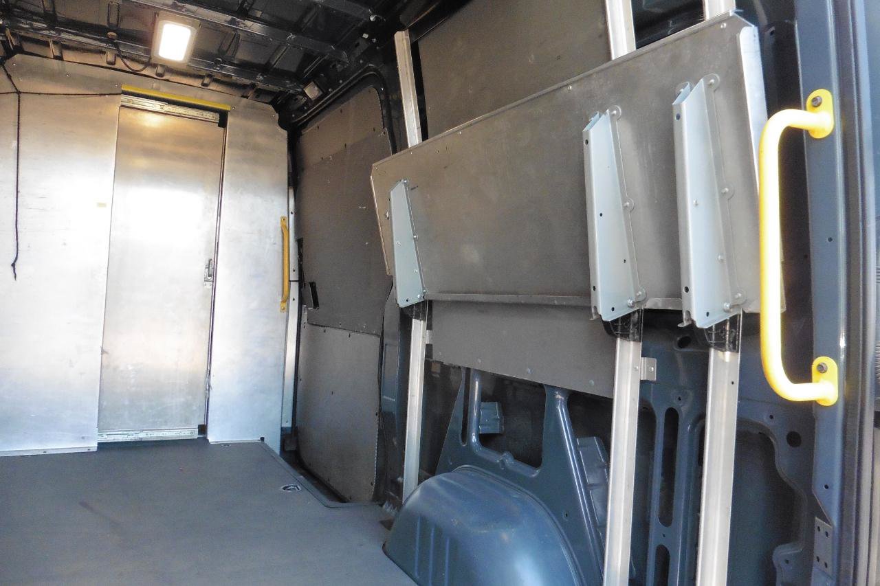 Used 2019 Mercedes-Benz Sprinter 144 image 17
