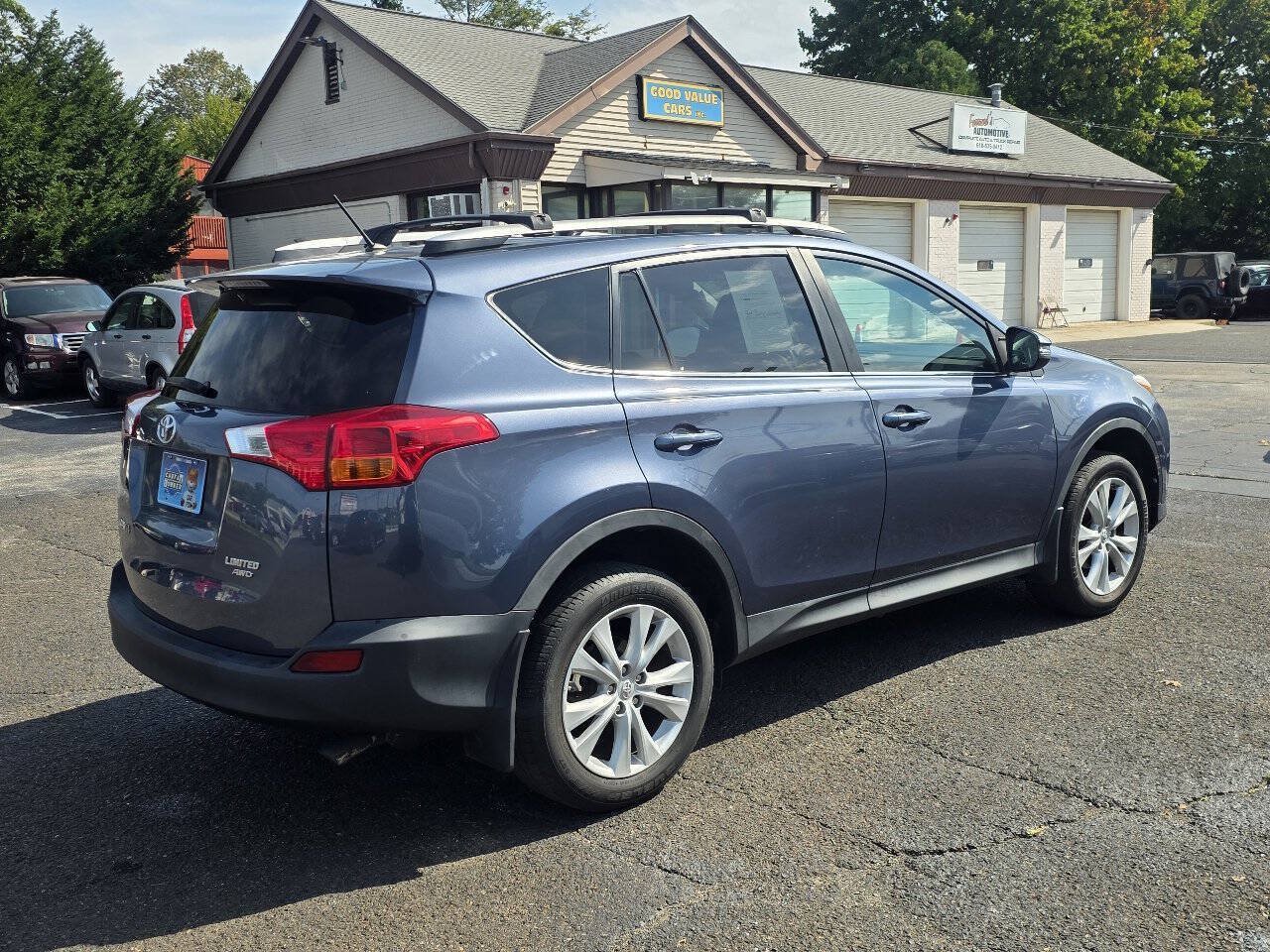 Used 2013 Toyota RAV4 Limited AWD/4WD image 9