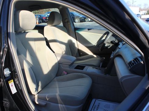 Used 2008 Toyota Camry LE image 11