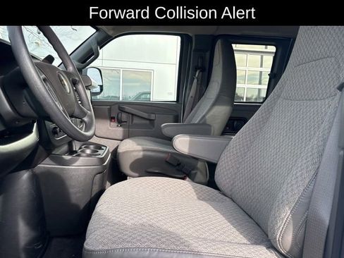 Used 2025 Chevrolet Express 3500 LT w/ LT Preferred Equipment Group image 12