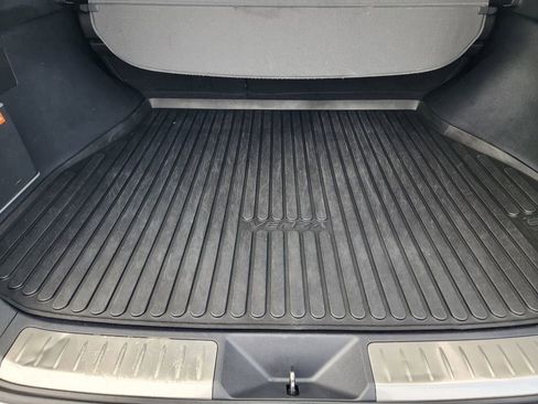 Used 2023 Toyota Venza XLE AWD/4WD image 30