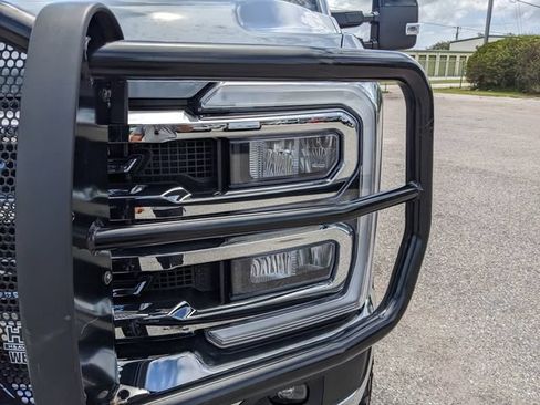 Used 2025 Ford F350 Lariat AWD/4WD image 9