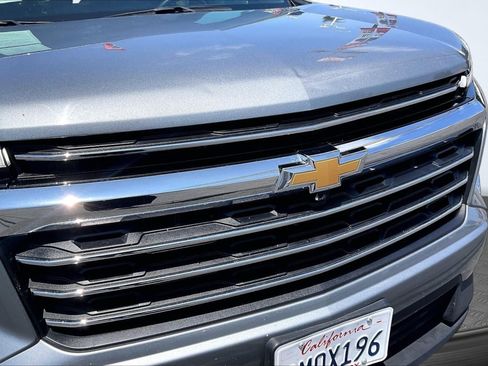 Used 2024 Chevrolet Traverse LT FWD image 29