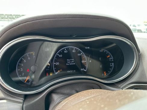 Used 2019 Jeep Grand Cherokee Overland AWD/4WD image 22