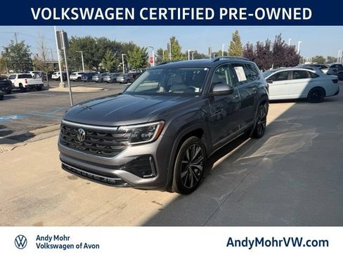 Used 2024 Volkswagen Atlas SEL Premium R-Line AWD/4WD image 3