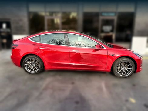 Used 2020 Tesla Model 3 Standard Range Plus image 6