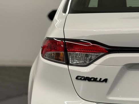New 2026 Toyota Corolla LE image 9