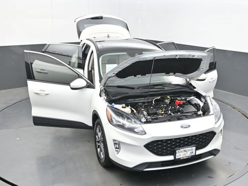 Used 2021 Ford Escape SEL AWD/4WD image 40