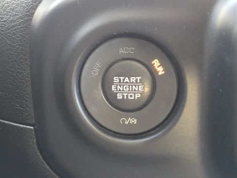 Used 2018 Jeep Wrangler Unlimited Rubicon image 23