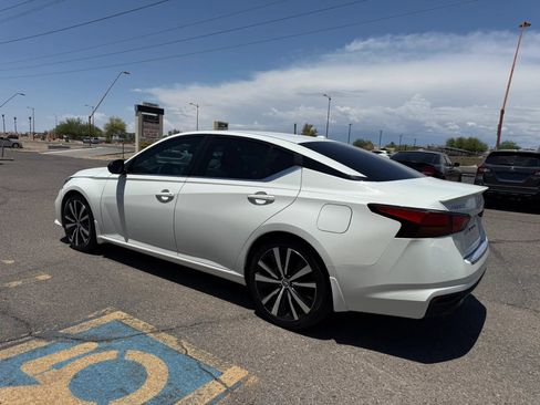Used 2021 Nissan Altima 2.5 SR w/ SR Premium Package FWD image 7