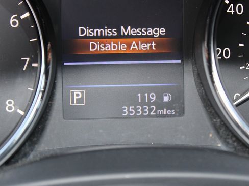 Used 2019 Nissan Rogue SV image 10