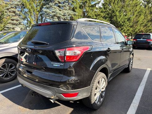Used 2018 Ford Escape Titanium AWD/4WD image 3