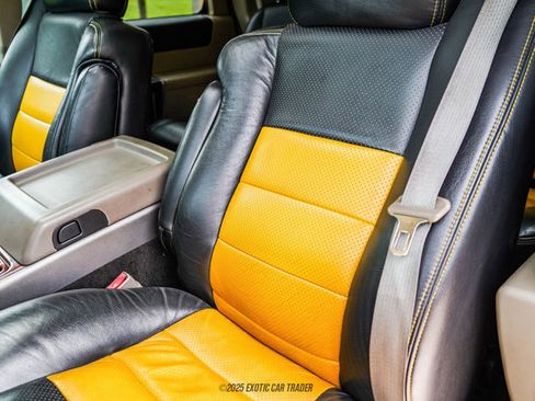 Used 2003 HUMMER H2 w/ Preferred Equipment Group image 54