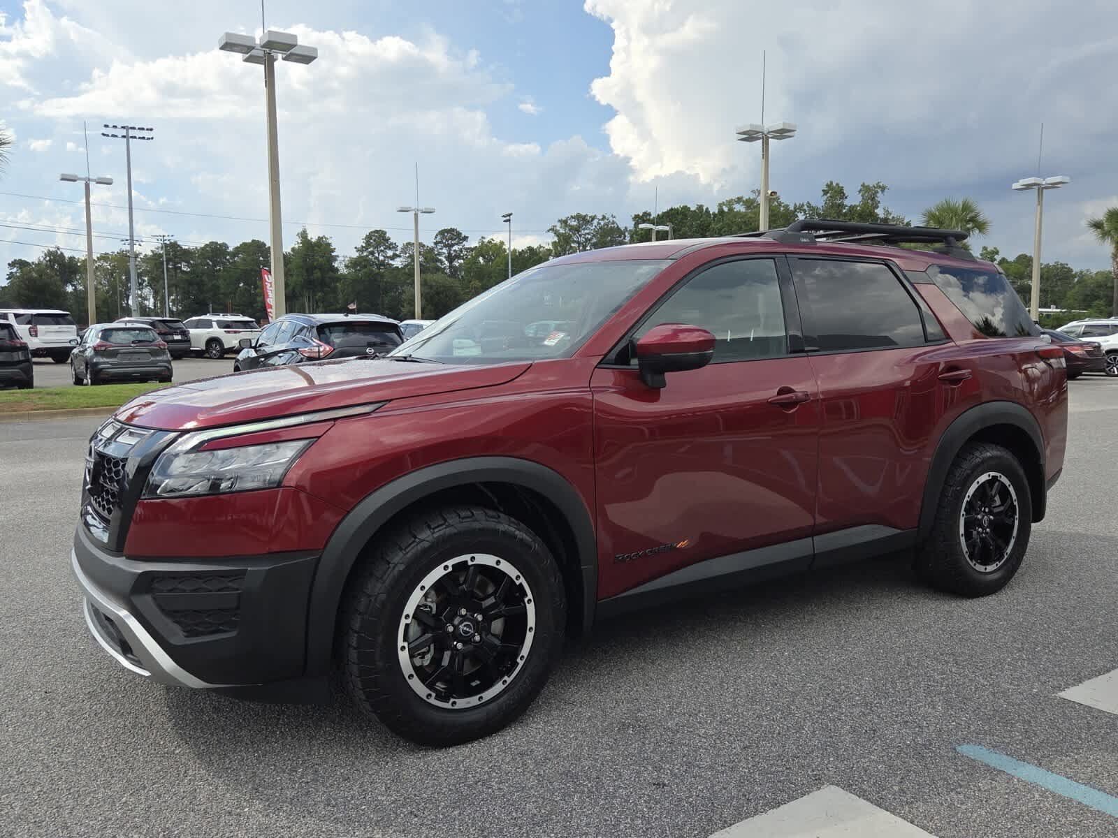 Used 2024 Nissan Pathfinder Rock Creek AWD/4WD image 2