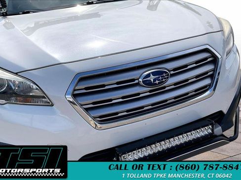Used 2017 Subaru Outback 2.5i Limited AWD/4WD image 26