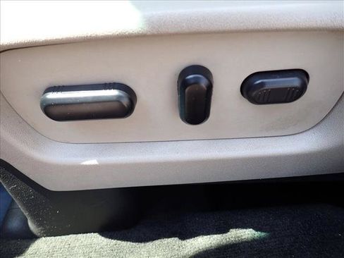 Used 2013 Ford Explorer XLT AWD/4WD image 14