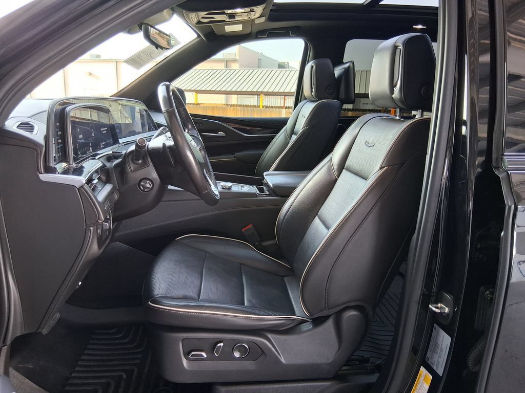 Used 2021 Cadillac Escalade Sport w/ Driver Assist Tech Package RWD image 19