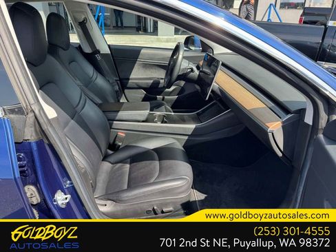 Used 2017 Tesla Model 3 Long Range RWD image 19