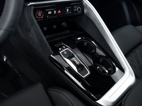 New 2025 Audi SQ5 Premium Plus image 11