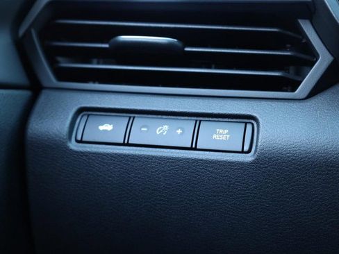 New 2025 Nissan Altima 2.5 SV image 18