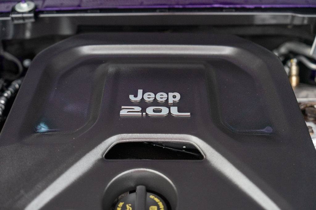 Used 2023 Jeep Wrangler Unlimited Rubicon w/ Xtreme 35 Tire Package AWD/4WD image 13