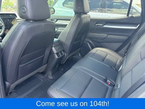 Used 2025 GMC Terrain Elevation w/ Elevation Premium Package AWD/4WD image 2