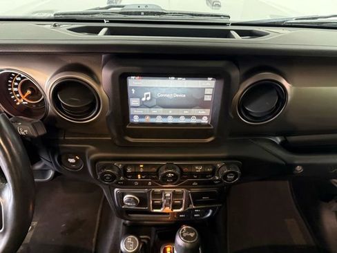 Used 2021 Jeep Wrangler Unlimited Sport image 28