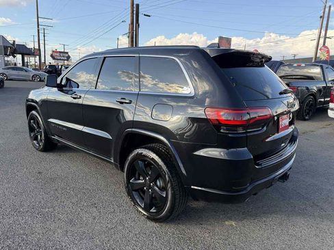 Used 2015 Jeep Grand Cherokee Altitude AWD/4WD image 6