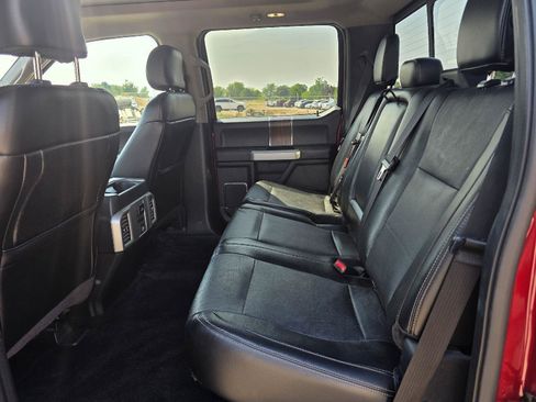 Used 2015 Ford F150 Lariat w/ Equipment Group 502A Luxury AWD/4WD image 10