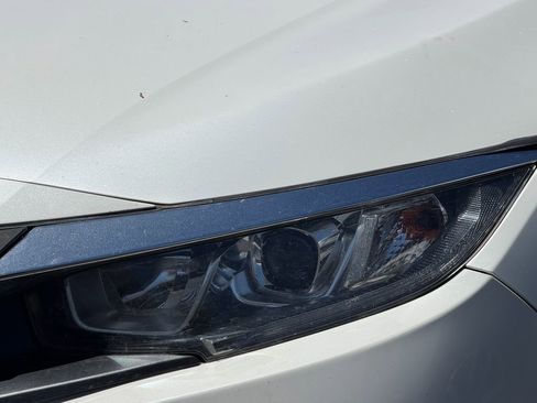 Used 2018 Honda Civic EX-T image 12