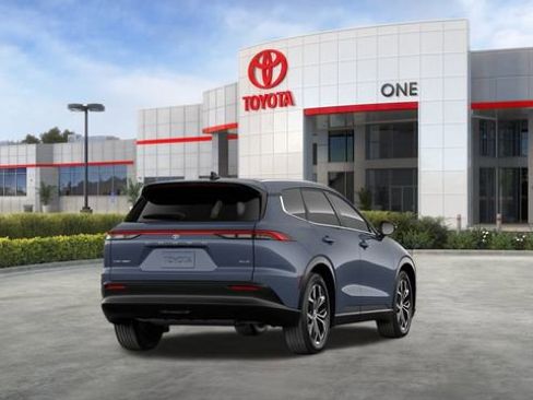 New 2025 Toyota Crown Signia image 40