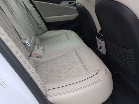 Used 2019 Genesis G70 2.0T Advanced w/ Dynamic Package image 26