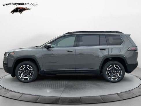 New 2026 Jeep Cherokee Laredo image 6