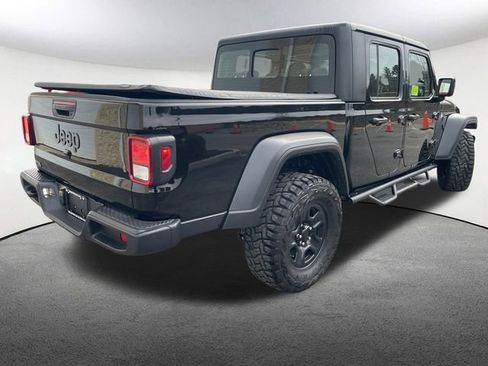 Used 2024 Jeep Gladiator Sport image 13