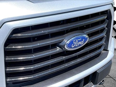 Used 2016 Ford F150 XLT w/ Equipment Group 302A Luxury AWD/4WD image 28