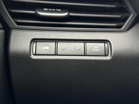 Used 2024 Nissan Altima 2.5 SR w/ SR Premium Package image 19