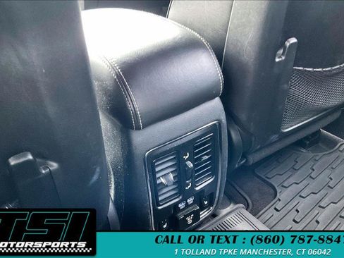 Used 2017 Jeep Grand Cherokee Overland AWD/4WD image 28