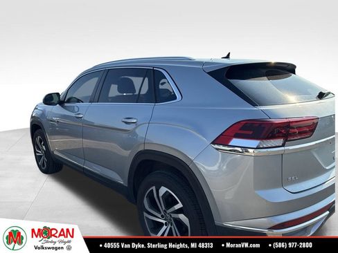 Used 2023 Volkswagen Atlas Cross Sport SEL AWD/4WD image 9