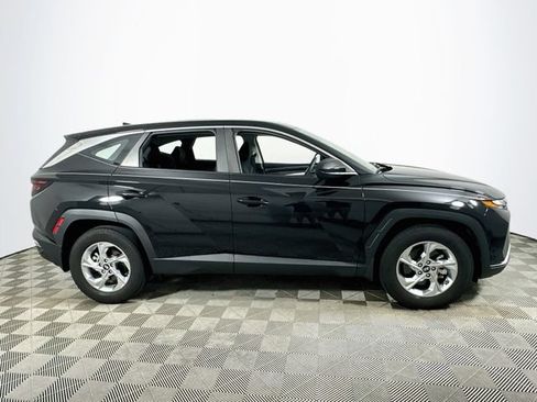 Used 2024 Hyundai Tucson SE FWD image 2