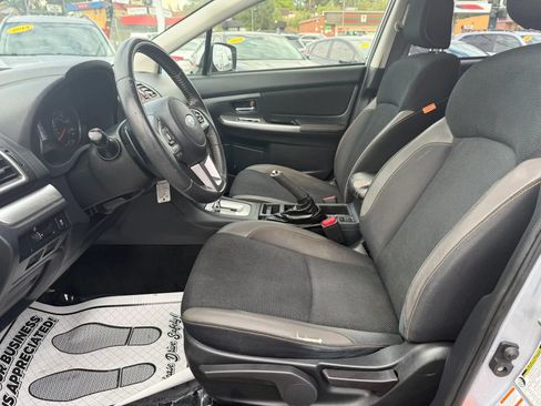 Used 2017 Subaru Crosstrek 2.0i Premium AWD/4WD image 10
