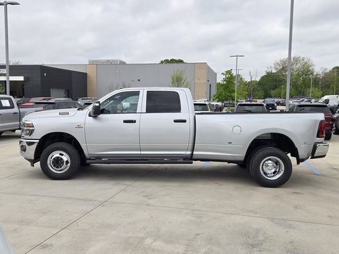 New 2026 RAM 3500 Tradesman AWD/4WD image 2
