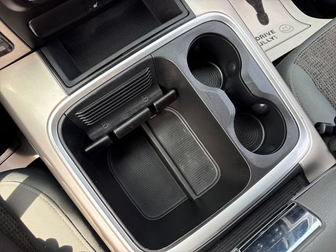 Used 2018 RAM 1500 Big Horn AWD/4WD image 45