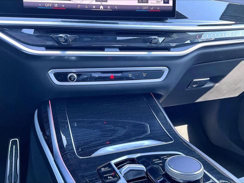 Certified 2025 BMW X7 xDrive40i image 37
