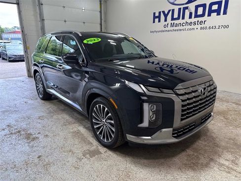 Used 2023 Hyundai Palisade Calligraphy w/ Cargo Package image 9