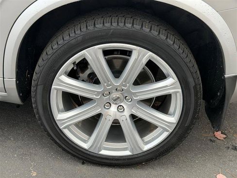 Used 2016 Volvo XC90 T8 Inscription w/ Vision Package image 14