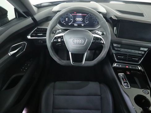 Used 2022 Audi e-tron GT Premium Plus w/ Performance Package image 10
