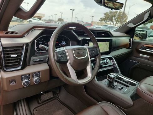Used 2023 GMC Sierra 1500 Denali w/ Denali Reserve Package image 15